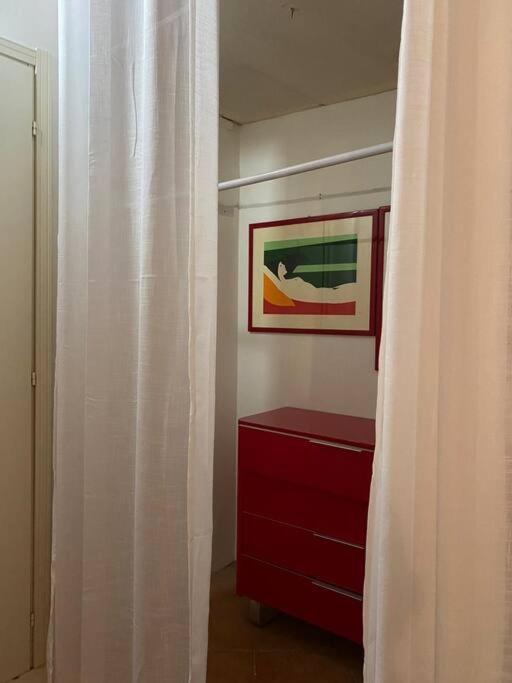 Ferienwohnung La Casa Nel Borgo Angera Exterior foto